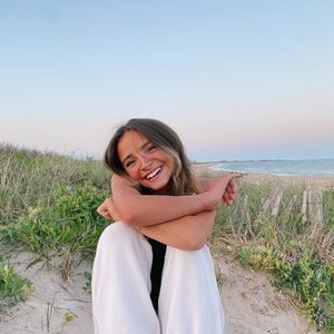 Meet your Posher, Catherine